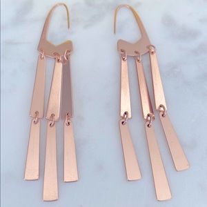 Kendra Scott rose gold dangle earrings. NWOT